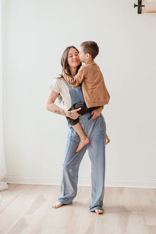 Woman's Aubree stretch corduroy jumper