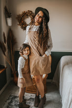 Load image into Gallery viewer, Women&#39;s Parker Jumper - Tate &amp; Adele