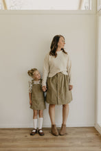 Load image into Gallery viewer, Women&#39;s Oaklee Skirt